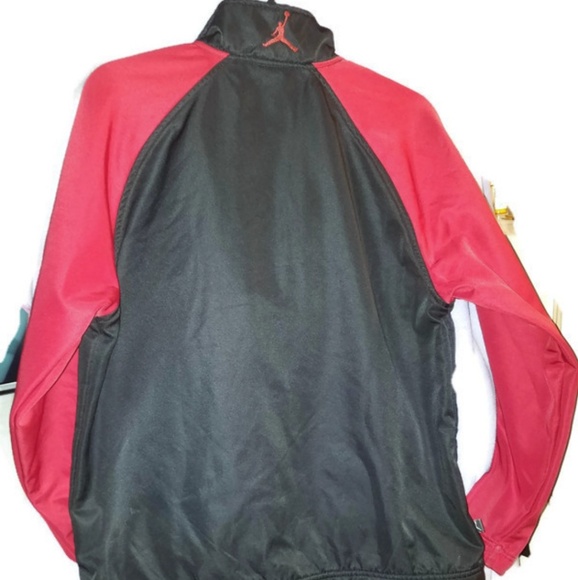 Jordan track jacket bred boys xl - Picture 2 of 4